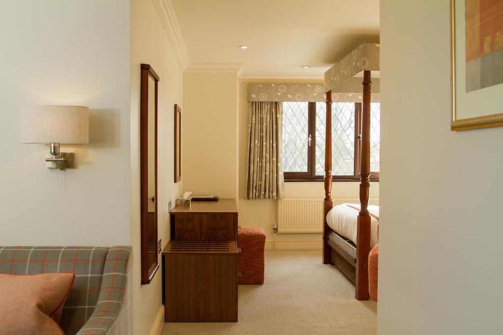 Stirrups Hotel Bracknell Dış mekan fotoğraf